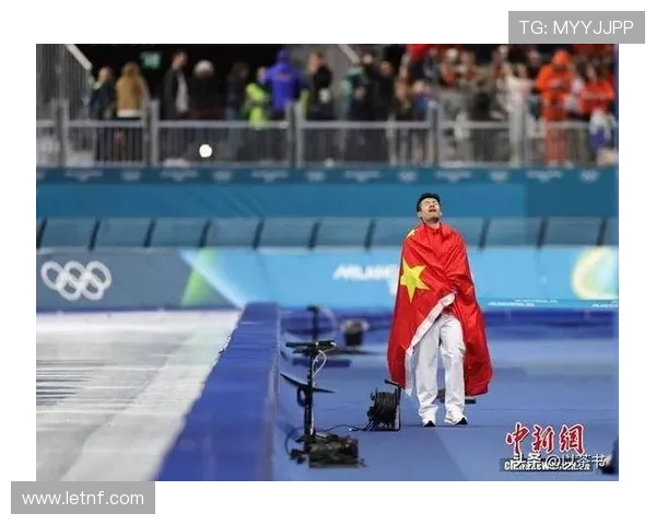 宁忠岩快到对手集体膜拜完美滑行